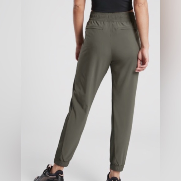 Athleta Brooklyn Joggers Olive Green Lounge Workout Gym Yoga Pilates Casual Hike - Picture 3 of 11